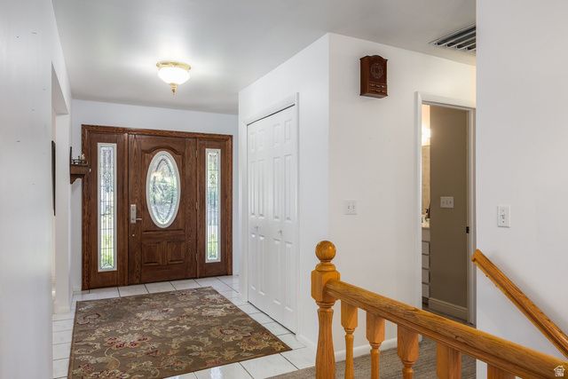 881 E HILLCREST DR, Springville, UT 84663