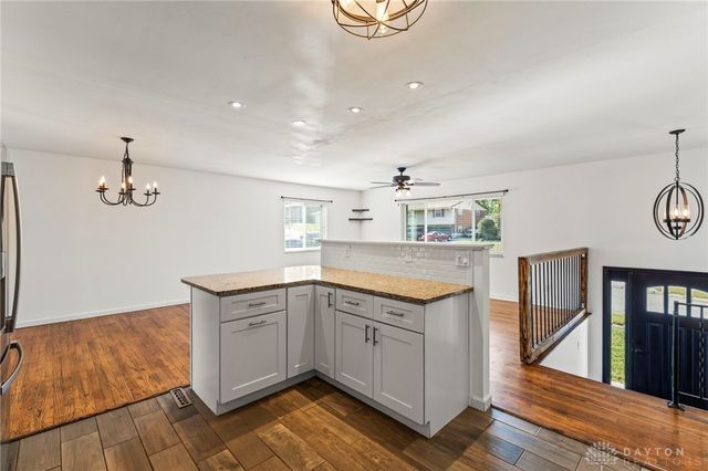 1805 Kathy Lane, Miamisburg, OH 45342