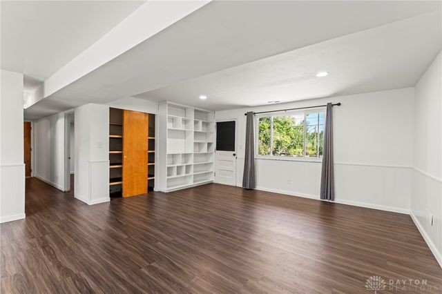 1805 Kathy Lane, Miamisburg, OH 45342