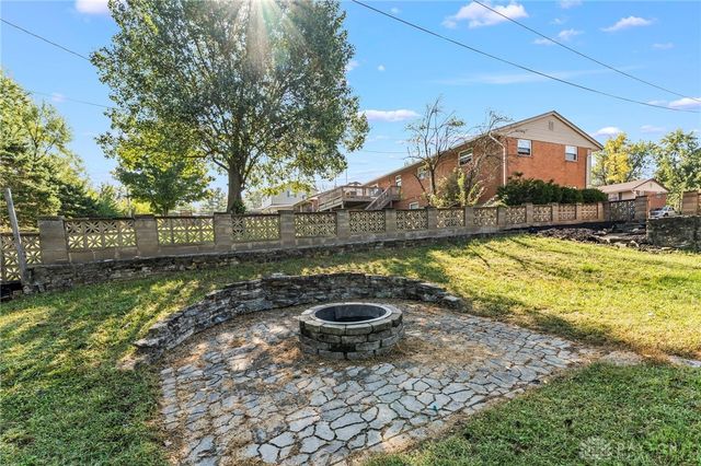 1805 Kathy Lane, Miamisburg, OH 45342