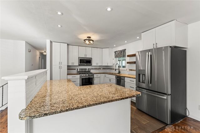 1805 Kathy Lane, Miamisburg, OH 45342