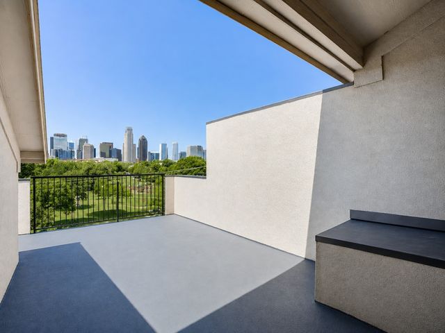 1303 Palm Canyon Drive, Dallas, TX 75204