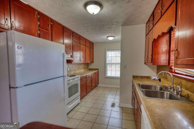 2475 Nugget Drive SW, Conyers, GA 30094