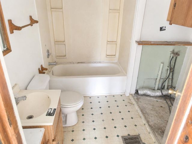 159 VT Route 105, Sheldon, VT 05483