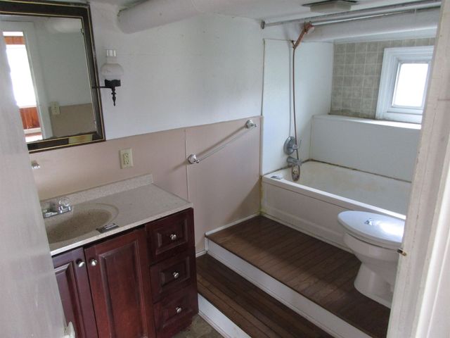 159 VT Route 105, Sheldon, VT 05483