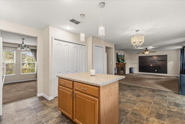 5736 ROYAL HILLS CIRCLE, Winter Haven, FL 33881