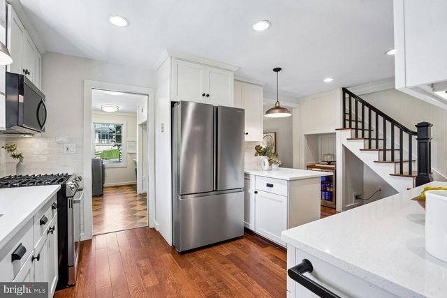 2953 STRATHMEADE ST, Falls Church, VA 22042