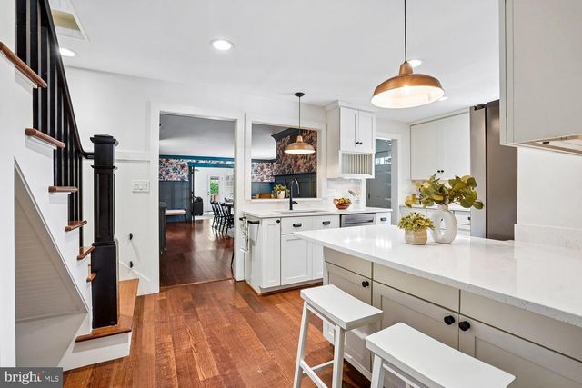 2953 STRATHMEADE ST, Falls Church, VA 22042