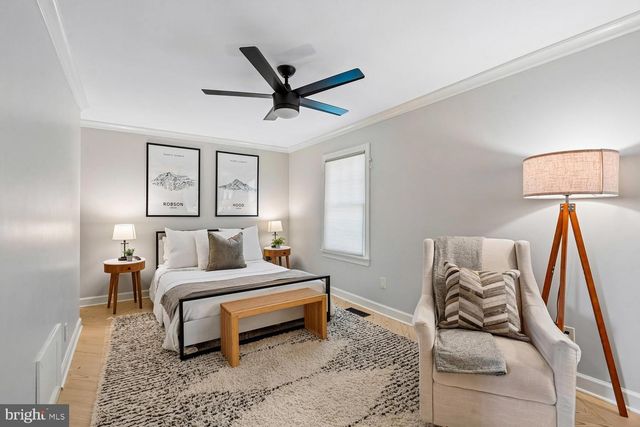 2953 STRATHMEADE ST, Falls Church, VA 22042