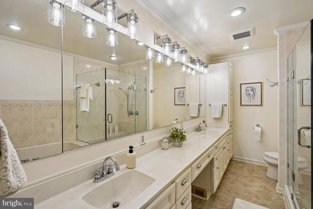 2953 STRATHMEADE ST, Falls Church, VA 22042