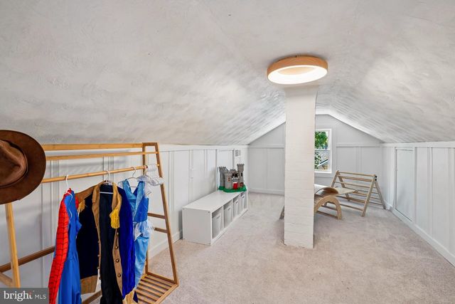 2953 STRATHMEADE ST, Falls Church, VA 22042