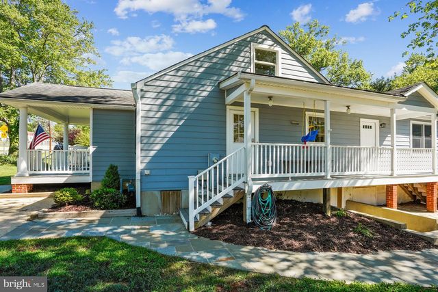 2953 STRATHMEADE ST, Falls Church, VA 22042