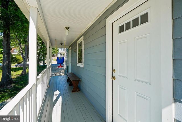 2953 STRATHMEADE ST, Falls Church, VA 22042
