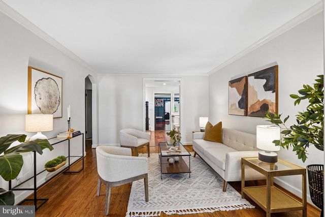 2953 STRATHMEADE ST, Falls Church, VA 22042
