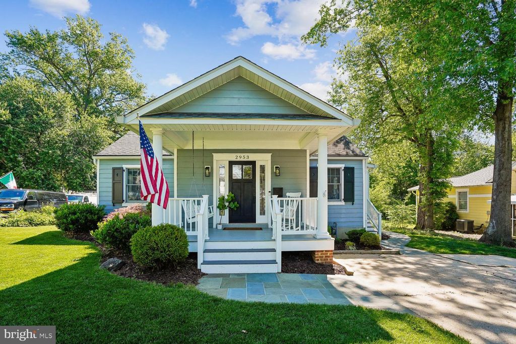 2953 STRATHMEADE ST, Falls Church, VA 22042