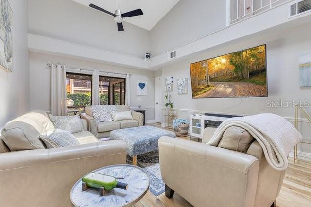 8035 BAYSIDE VIEW DRIVE, Orlando, FL 32819