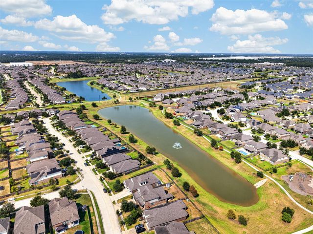 17911 Shadow Oak Drive, Cypress, TX 77429