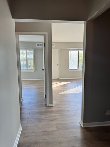 500 Park Avenue 433, Calumet City, IL 60409