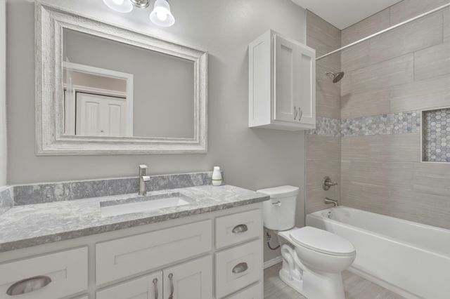 711 Leftwich St, Mount Vernon, TX 75457