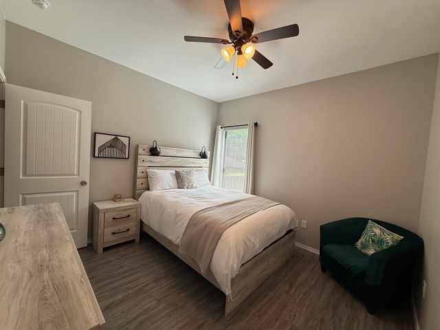 711 Leftwich St, Mount Vernon, TX 75457