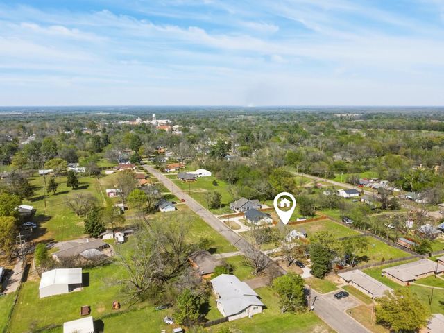 711 Leftwich St, Mount Vernon, TX 75457