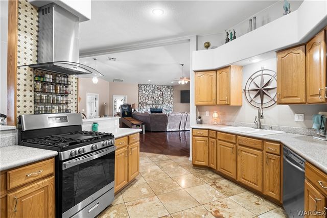 2898 Mountain Trail Road, Kingman, AZ 86401