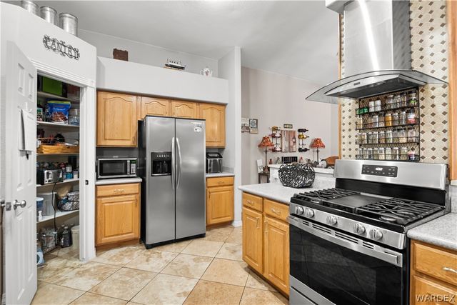 2898 Mountain Trail Road, Kingman, AZ 86401