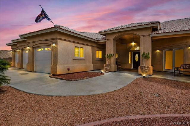 2898 Mountain Trail Road, Kingman, AZ 86401