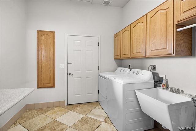 2898 Mountain Trail Road, Kingman, AZ 86401