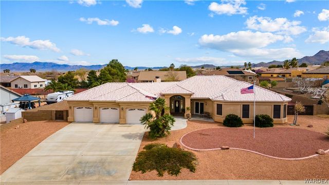 2898 Mountain Trail Road, Kingman, AZ 86401