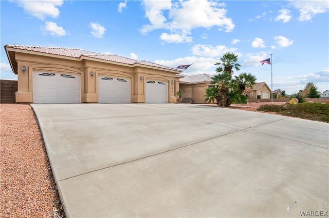 2898 Mountain Trail Road, Kingman, AZ 86401