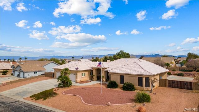 2898 Mountain Trail Road, Kingman, AZ 86401