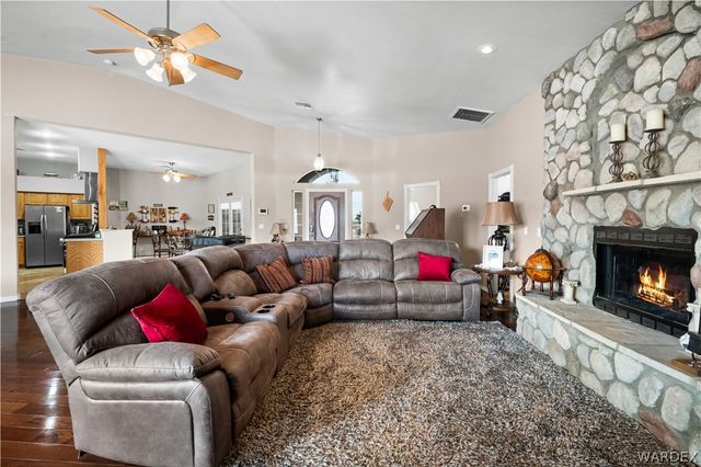 2898 Mountain Trail Road, Kingman, AZ 86401