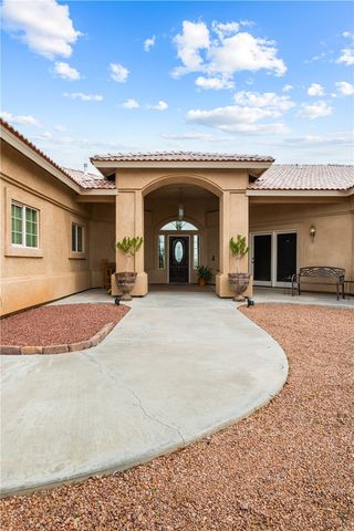 2898 Mountain Trail Road, Kingman, AZ 86401