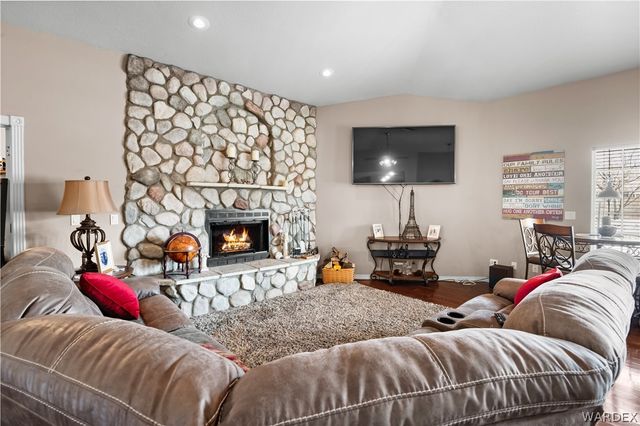 2898 Mountain Trail Road, Kingman, AZ 86401