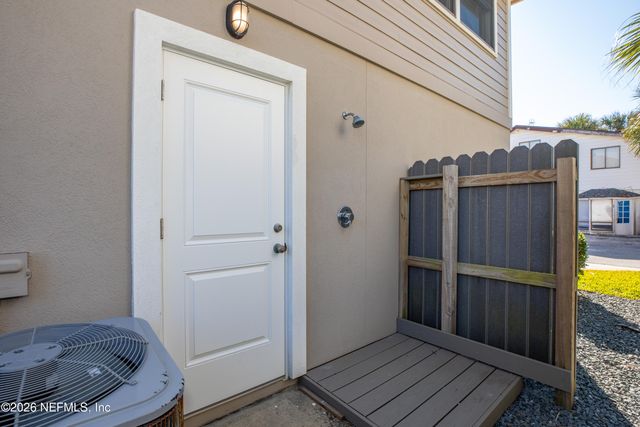 2008 OCEAN Drive S, Jacksonville Beach, FL 32250