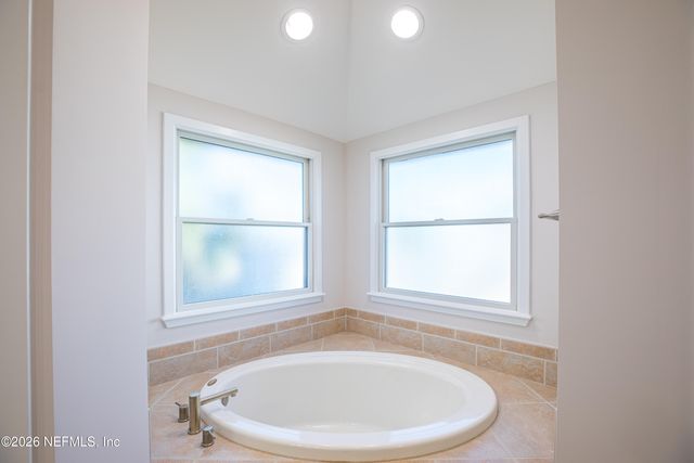 2008 OCEAN Drive S, Jacksonville Beach, FL 32250