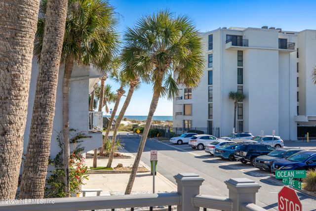 2008 OCEAN Drive S, Jacksonville Beach, FL 32250