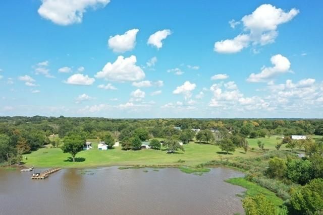 151 Lcr Cedar C3, Mexia, TX 76667