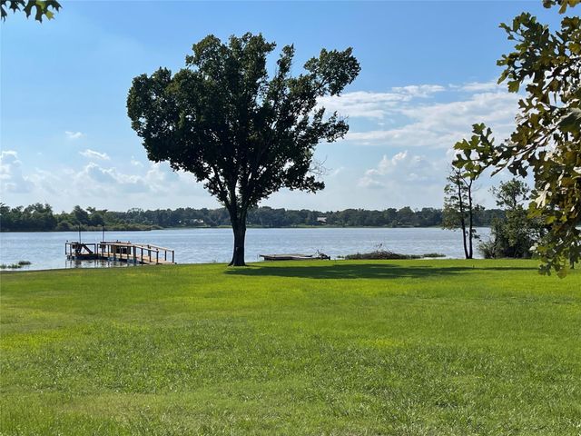 151 Lcr Cedar C3, Mexia, TX 76667
