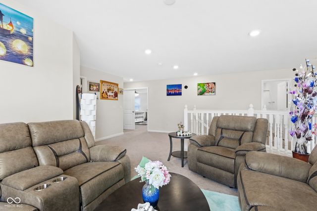 261 Dyson Drive, Whiteland, IN 46184