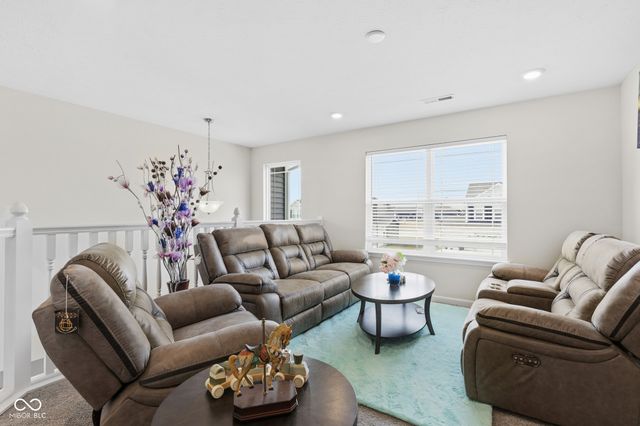 261 Dyson Drive, Whiteland, IN 46184