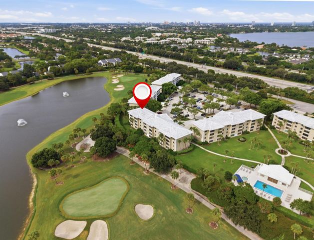 3515 VILLAGE Boulevard 206, West Palm Beach, FL 33409