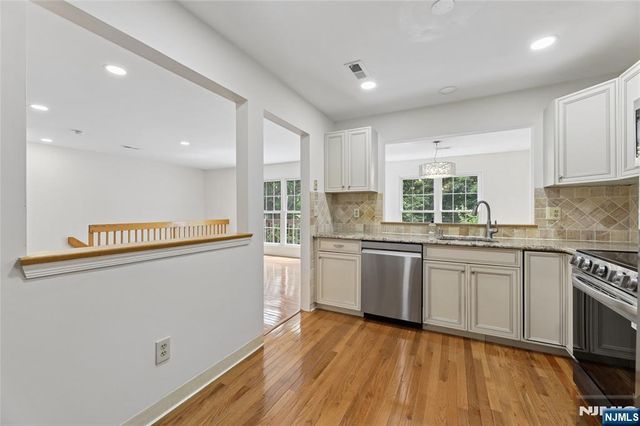 1415 Teresa Drive 8212, Fort Lee, NJ 07024