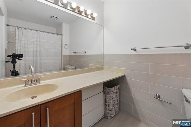 1415 Teresa Drive 8212, Fort Lee, NJ 07024