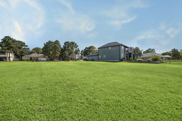 18821 Aquatic Drive, Houston, TX 77346