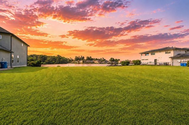 18821 Aquatic Drive, Houston, TX 77346