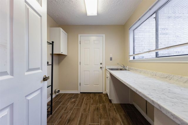 3102 Ashford Bend Drive, Houston, TX 77082
