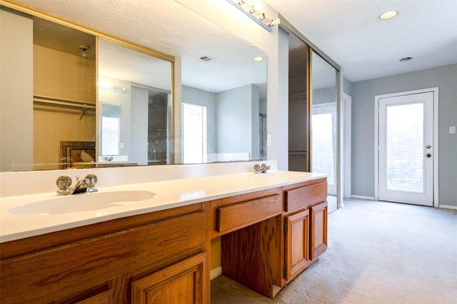 3102 Ashford Bend Drive, Houston, TX 77082
