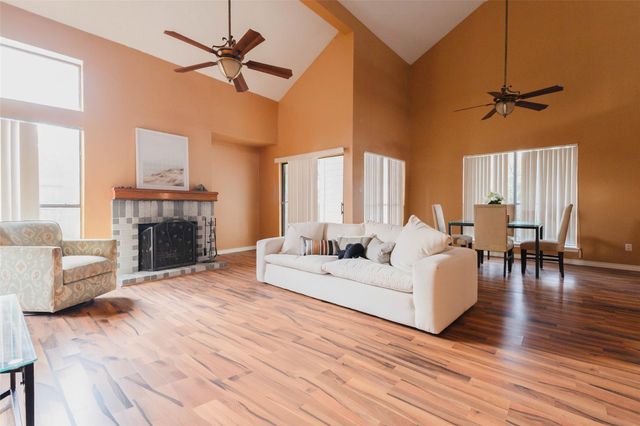 3102 Ashford Bend Drive, Houston, TX 77082